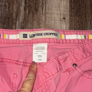 GAP Vibrant Pink Cropped Jeans Low Rise  Size 14